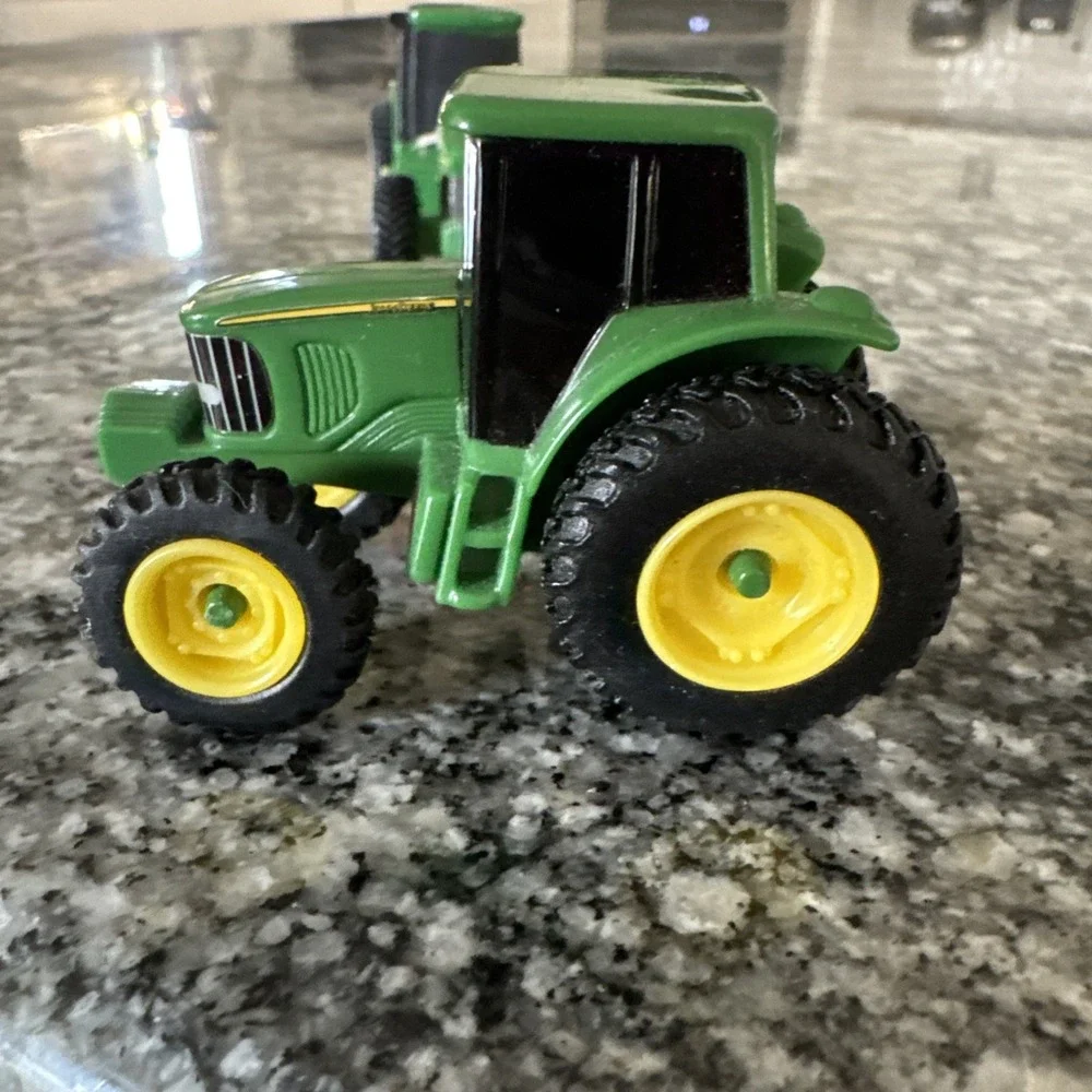 ERTL JOHN DEERE 8520 6400/6402 Tractors 1/64 Plastic Metal Used Toy 2 For 1‎